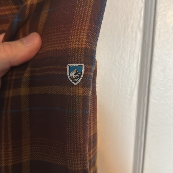 Kuhl EUC flannel button up - Picture 4 of 5